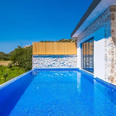 1 Bedroom 1151 *