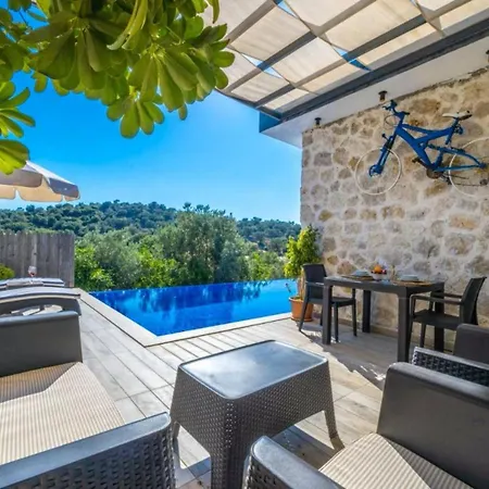 Villa 1 Bedroom 1151 *